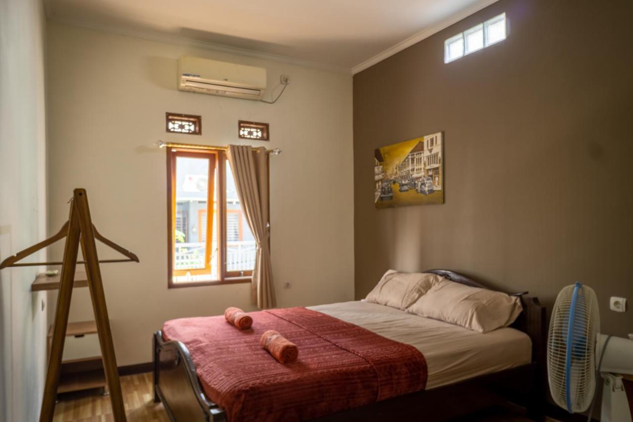 Hotel Zenrra House Bandung Zewnętrze zdjęcie