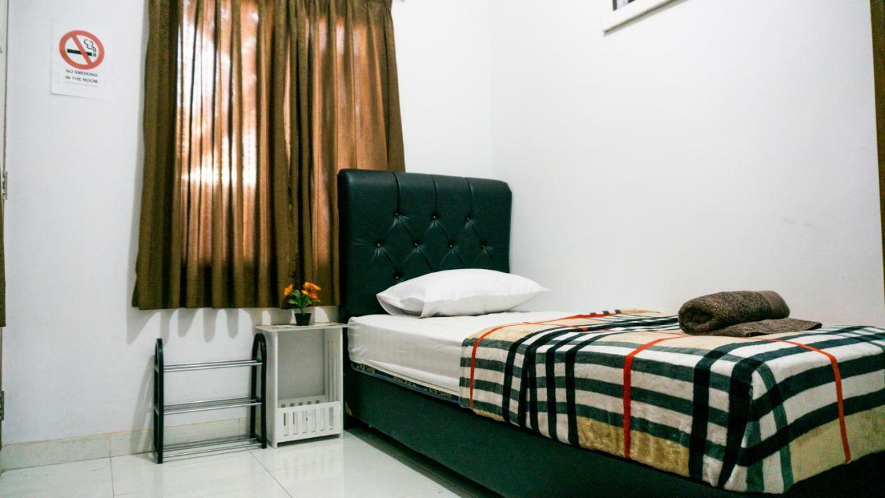 Hotel Zenrra House Bandung Zewnętrze zdjęcie